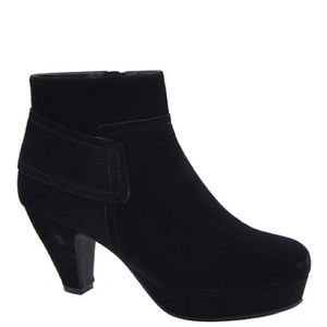 Sacha London Black Suede Boots size 36 us 6-6 1/2 never worn